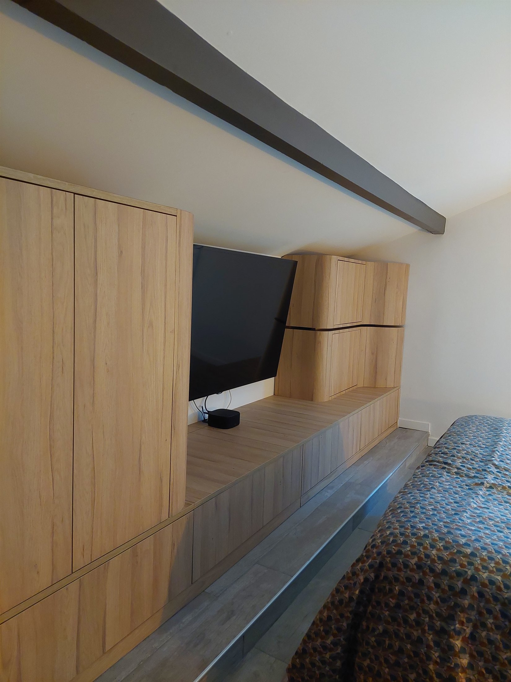 Vue secondaire du mobilier sur mesure